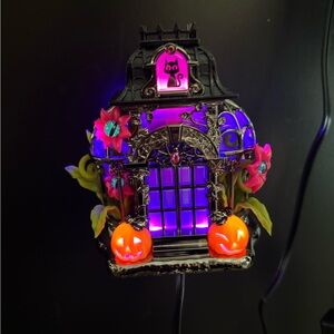 Bath and Body Works Light-Up Haunted House Air Freshener Plug In